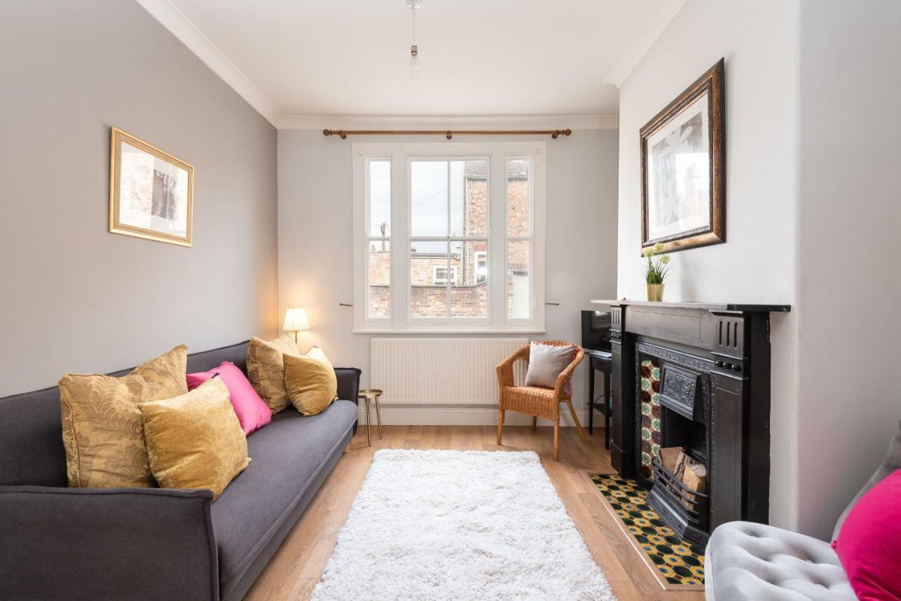 Charming Base For 5 Near Bishy Rd Pass The Keys Apartman York Kültér fotó