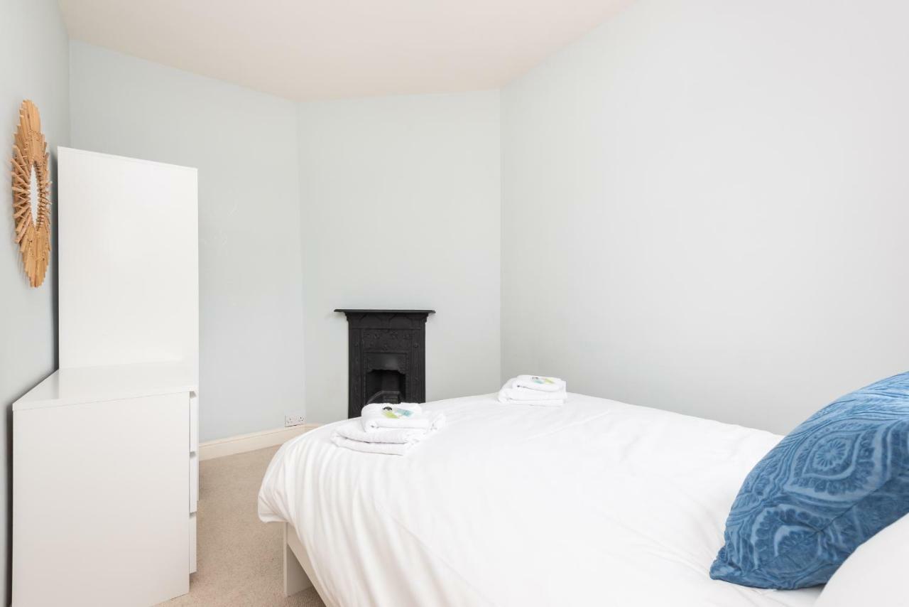 Charming Base For 5 Near Bishy Rd Pass The Keys Apartman York Kültér fotó
